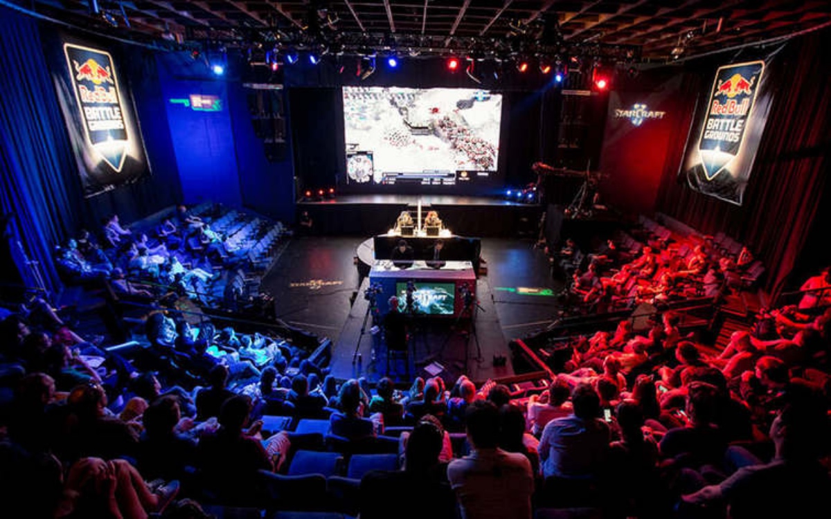 解说更贴近 解说更贴近